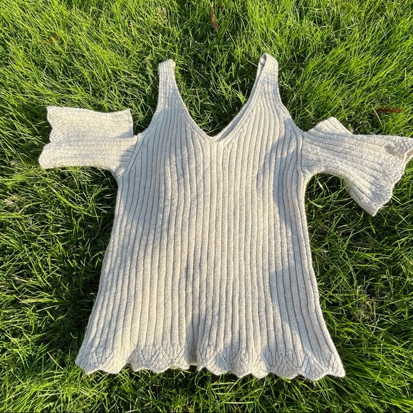 American Rag Tee - Picture 4 of 5